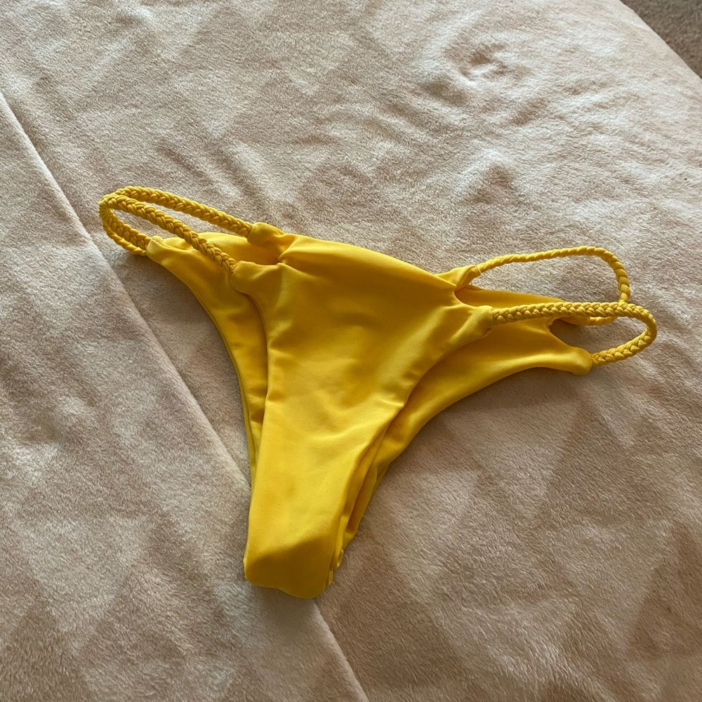 Yellow bikini bottoms!